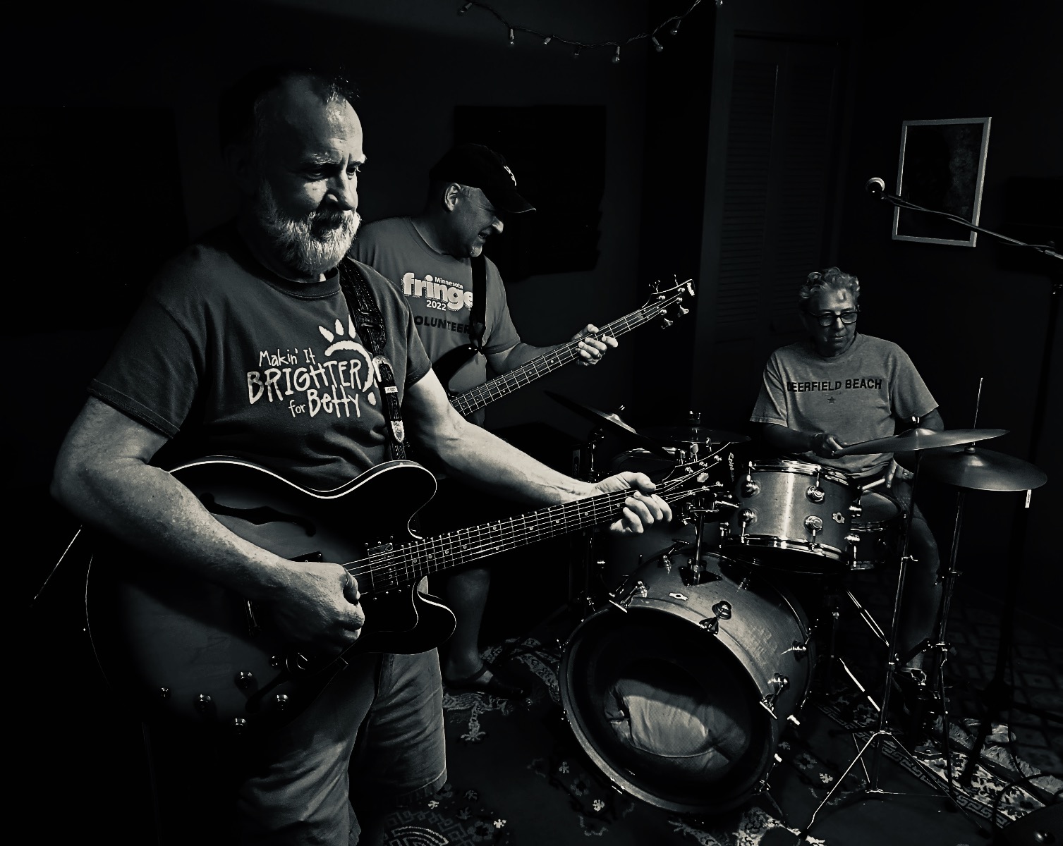 Junior and the Jukes performing together in black and white